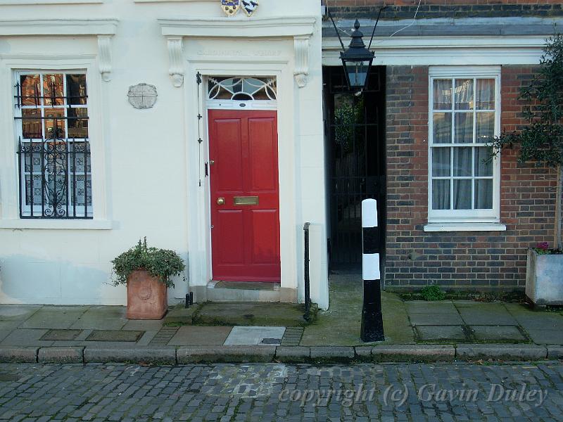 Old houses, near the Globe, Southbank DSCN0949.JPG -           